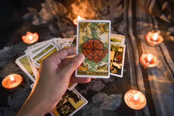 tarot cards Caliente